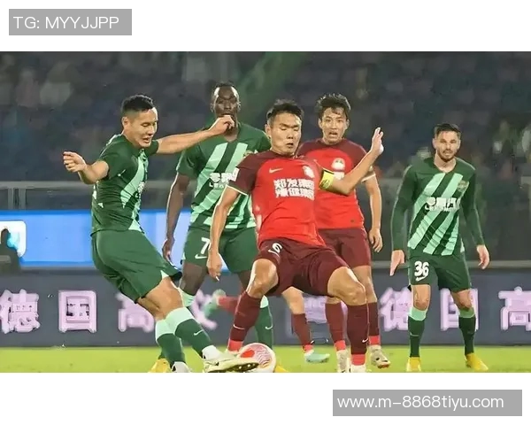 河南队凭借定位球进攻本赛季打入29球领跑中超球队展现强大实力 河南队凭借定位球进攻本赛季打入29球领跑中超球队展现强大实力