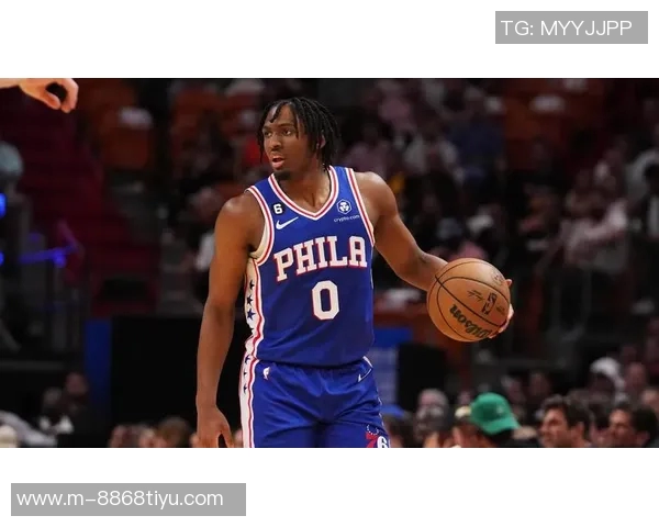 半场战报76人稳居领先地位马克西表现出色泡椒和尚帕尼各有贡献 半场战报76人稳居领先地位马克西表现出色泡椒和尚帕尼各有贡献