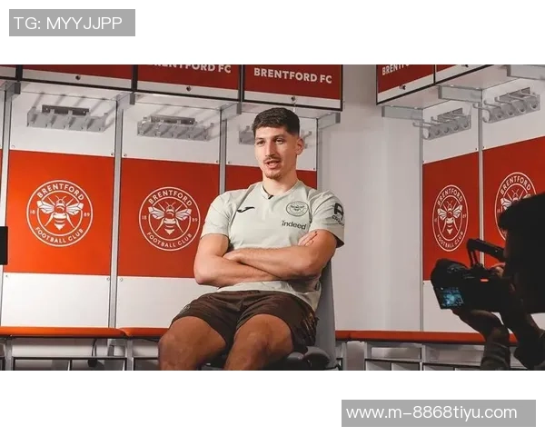 布伦特福德官方宣布与27岁中场雅内特续约至2030年6月，续约消息引发关注